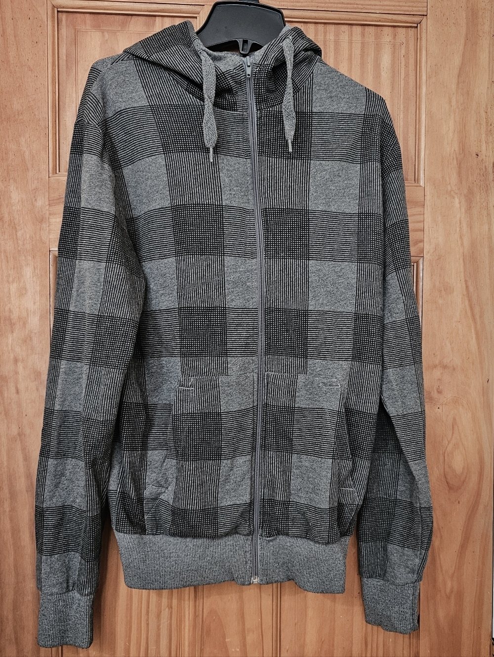 Divided H&M Men's Plaid Gray Checker Zip-Up Long Sleeve Hoodie Sweater, Size S